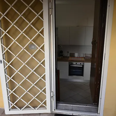 Stefy's House Appio Tuscolano Apartment